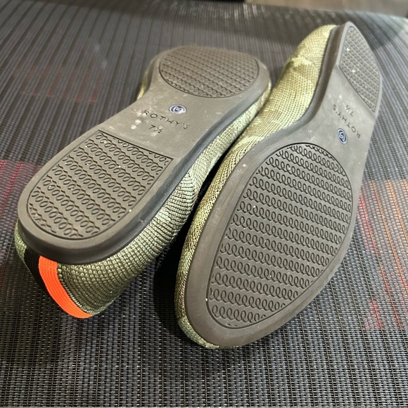 Rothy’s THE LOAFER olive camo flats - Picture 7 of 7